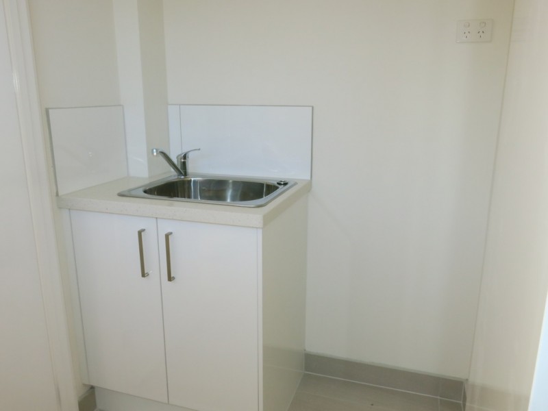 1/7 The Mews, Sunshine West VIC 3020