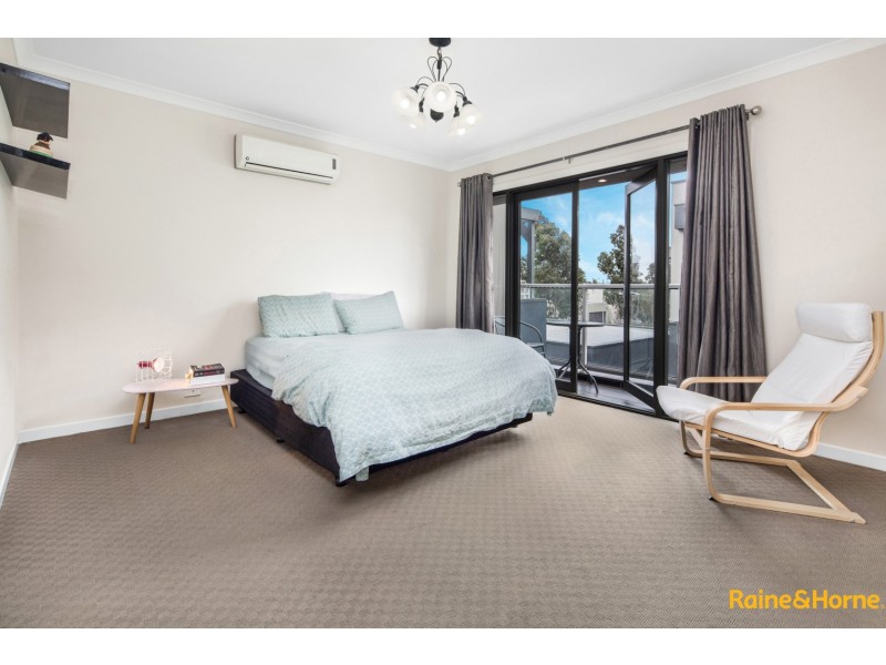 143 The Esplanade, Caroline Springs VIC 3023