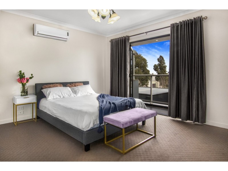143 The Esplanade, Caroline Springs VIC 3023