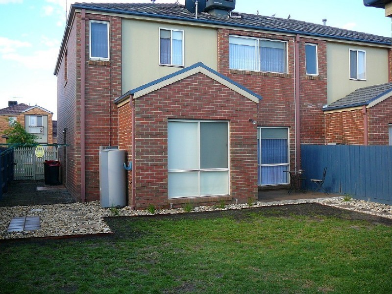 69 Jade Way, Hillside VIC 3037