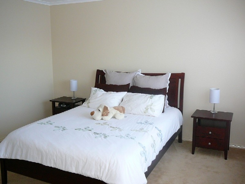 69 Jade Way, Hillside VIC 3037