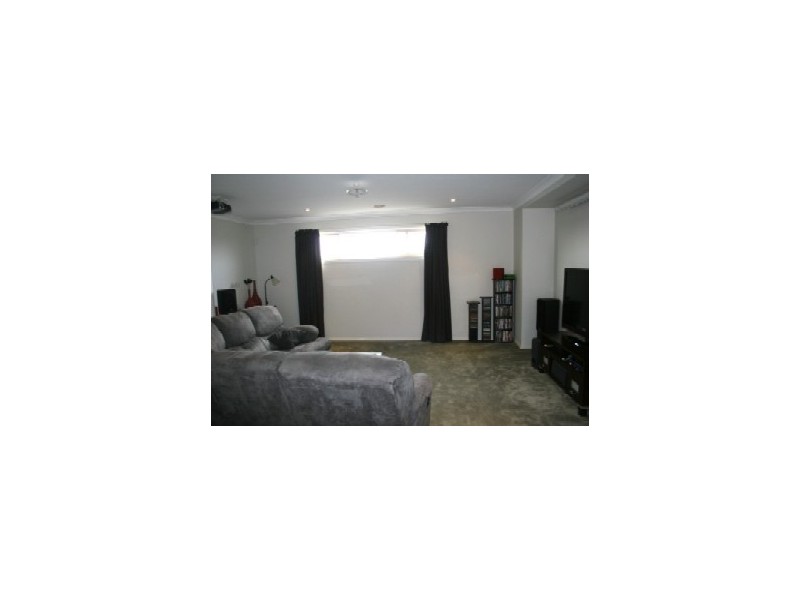 49 Addicott Way, Taylors Hill VIC 3037