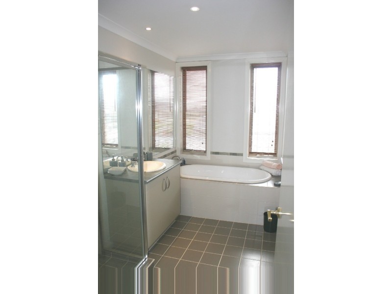 49 Addicott Way, Taylors Hill VIC 3037