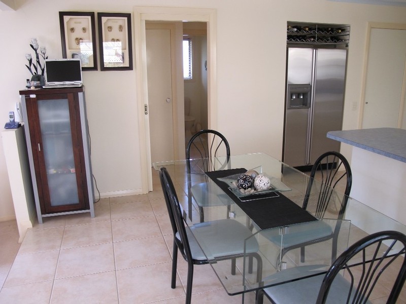 18 Wilmot Drive, Delahey VIC 3037