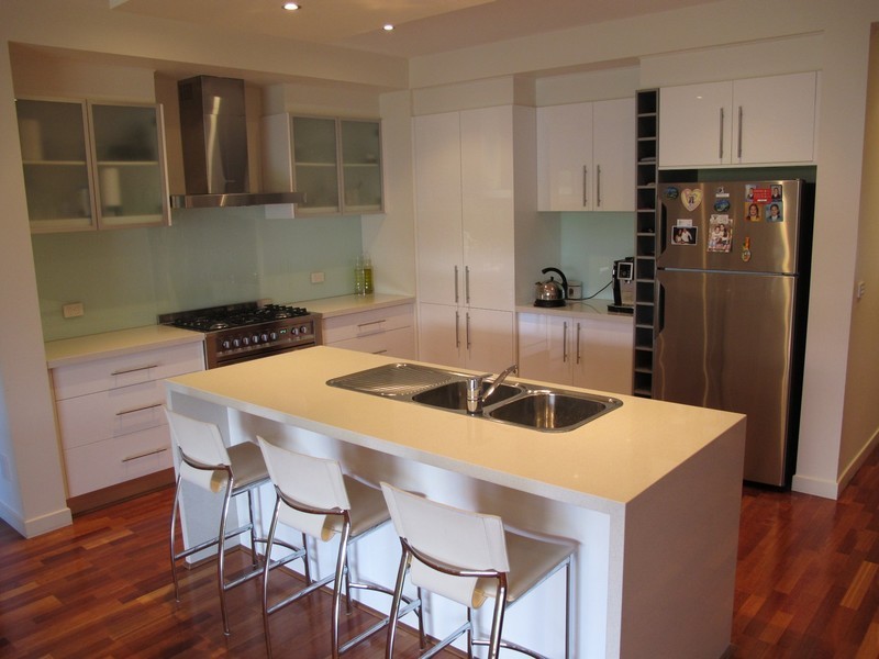 4 Pembury Way, Hillside VIC 3037