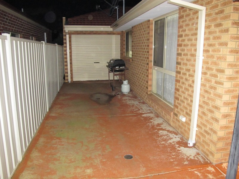 13 Copse Wood Bend, Caroline Springs VIC 3023