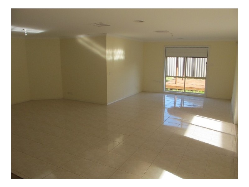 12 Cunningham Chase, Burnside Heights VIC 3023