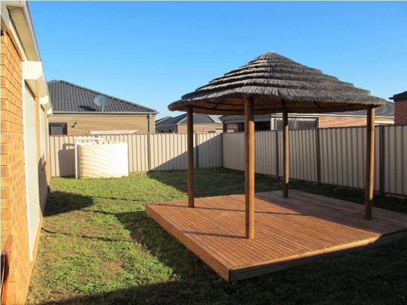 12 Cunningham Chase, Burnside Heights VIC 3023