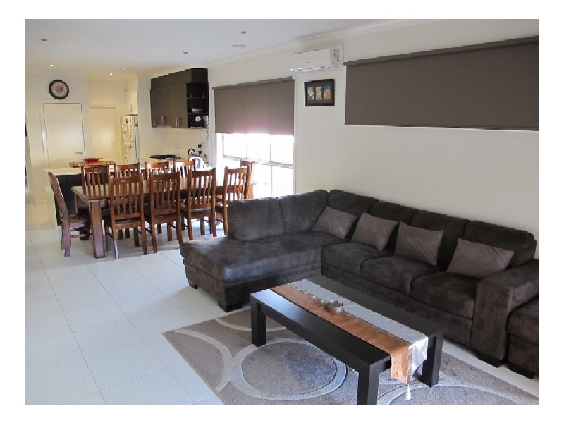 23 Manny Paul Circuit, Burnside Heights VIC 3023