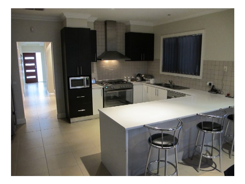 3 Anna Maree Place, Caroline Springs VIC 3023