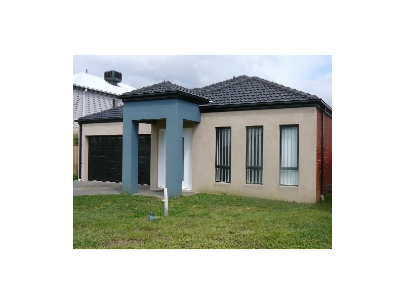 20 Cranwell Square, Caroline Springs VIC 3023