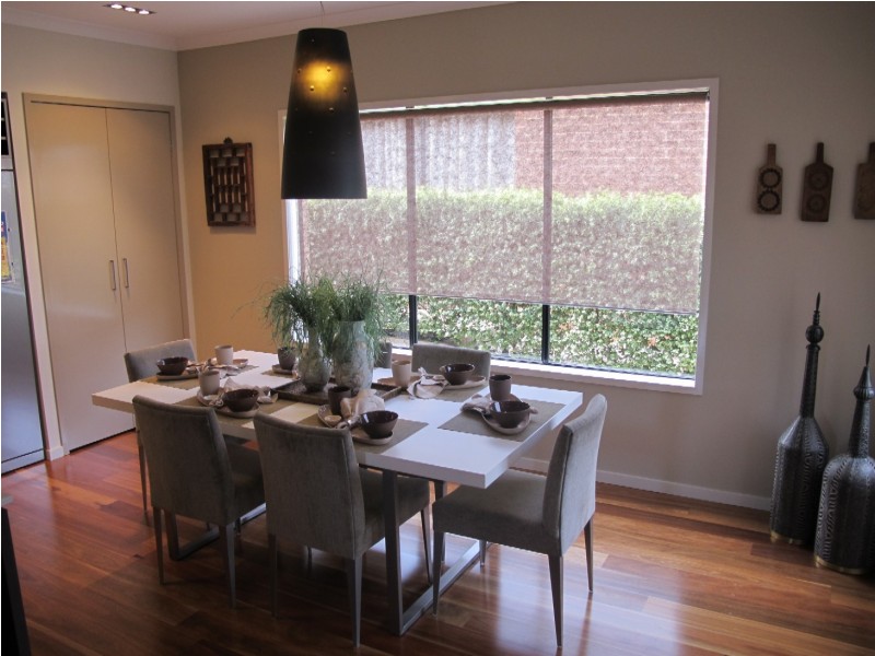 7 Cherry Lake Green, Caroline Springs VIC 3023