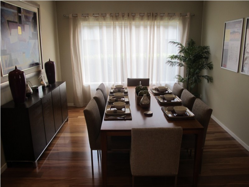 6 Cherry Lake Green, Caroline Springs VIC 3023