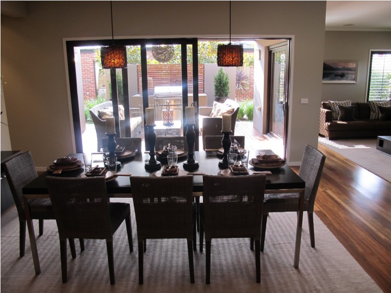 3 Cherry Lake Green, Caroline Springs VIC 3023