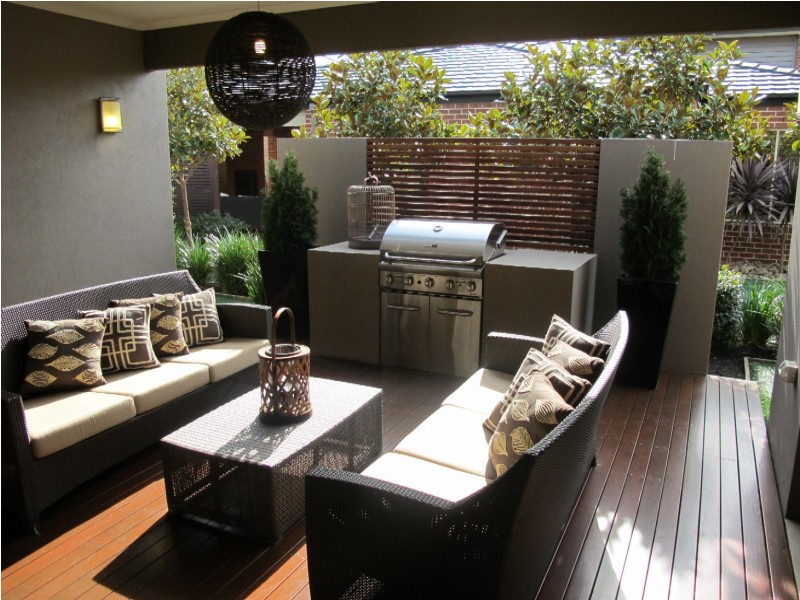 3 Cherry Lake Green, Caroline Springs VIC 3023