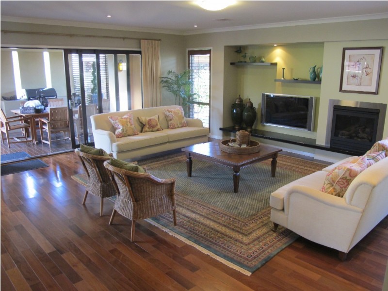 48  Westerfold Terrace, Caroline Springs VIC 3023