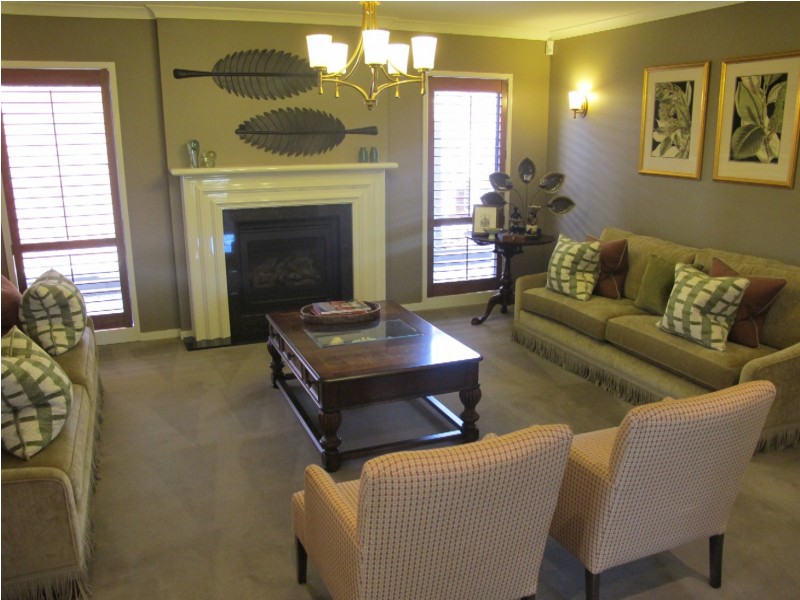 48  Westerfold Terrace, Caroline Springs VIC 3023