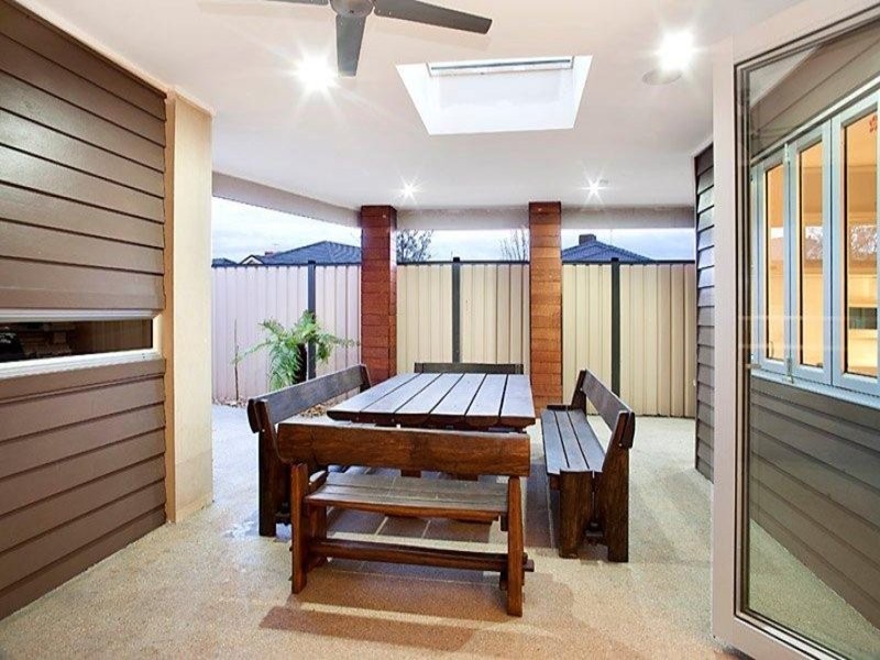 10 Windsor Court, Hillside VIC 3037