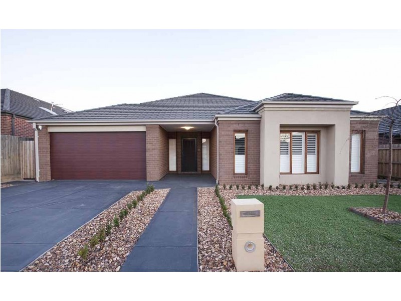 21 Coogee Drive, Taylors Hill VIC 3037