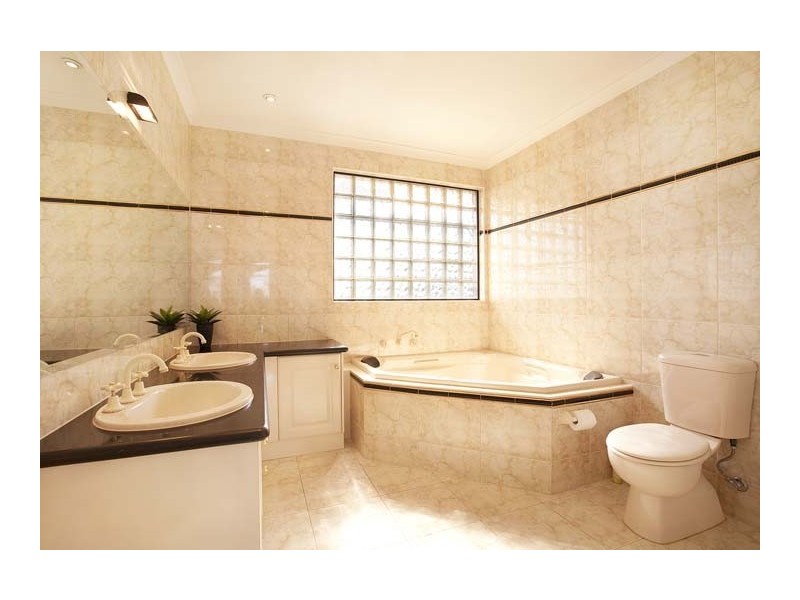 78 Taylors Hill Boulevard, Taylors Hill VIC 3037