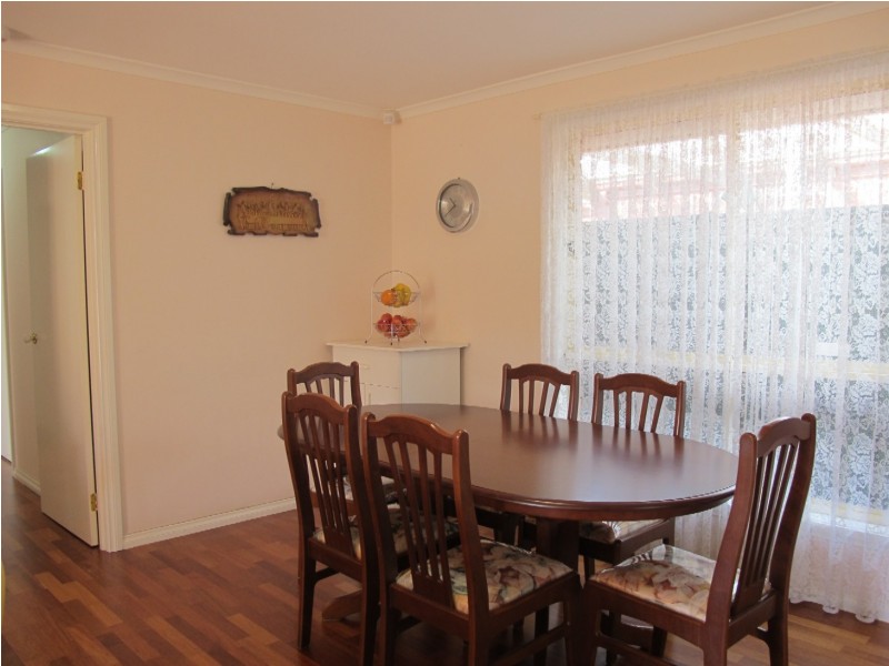 23 Goulburn Circuit, Caroline Springs VIC 3023