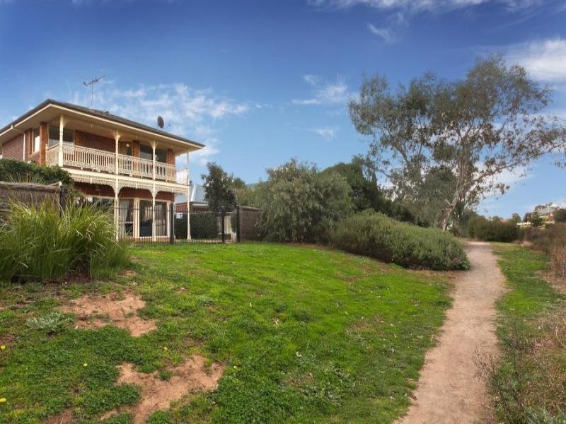12 Eppalock Circuit, Caroline Springs VIC 3023