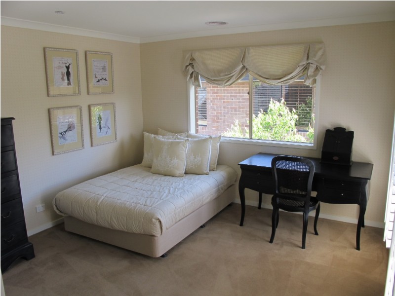 50 Westerfold Terrace, Caroline Springs VIC 3023