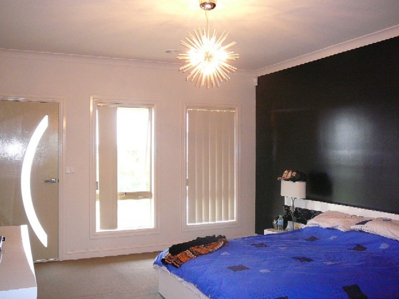 3 Alderstead Place, Caroline Springs VIC 3023