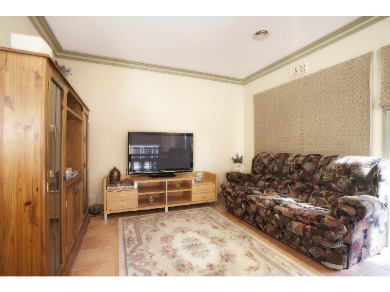 5 Archeron Court, Caroline Springs VIC 3023