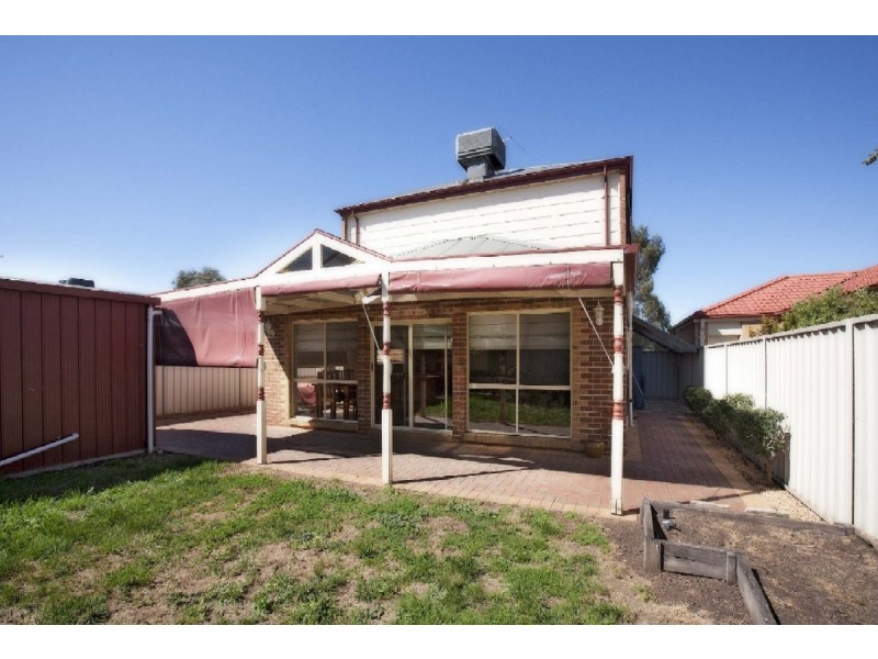 5 Archeron Court, Caroline Springs VIC 3023