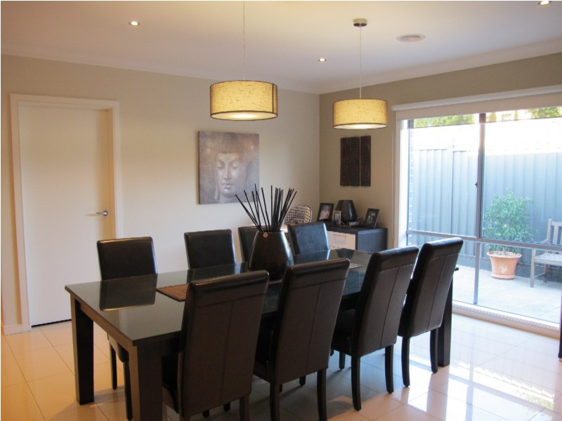 28 Flinders Street, Taylors Hill VIC 3037