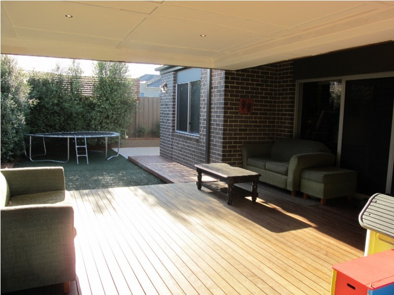 28 Flinders Street, Taylors Hill VIC 3037