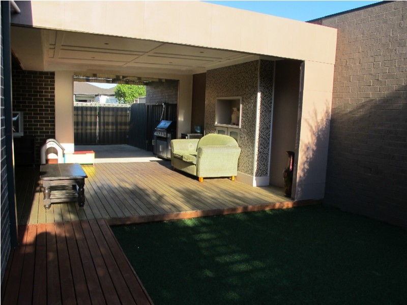 28 Flinders Street, Taylors Hill VIC 3037