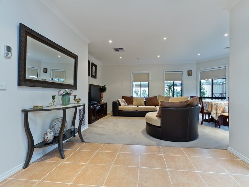 5 Wetherby Court, Hillside VIC 3037