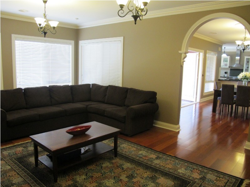 16 St Kilda Parade, Taylors Hill VIC 3037