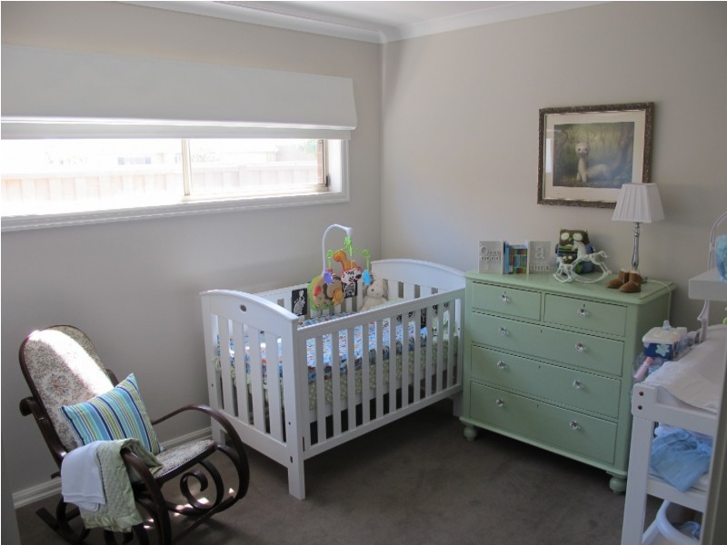 3 Kurow Ave, Taylors Hill VIC 3037