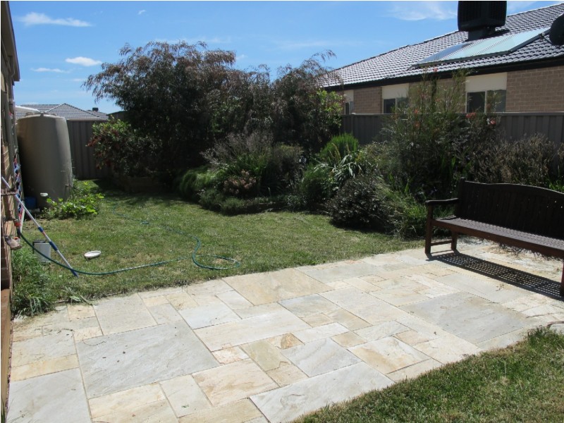 3 Kurow Ave, Taylors Hill VIC 3037