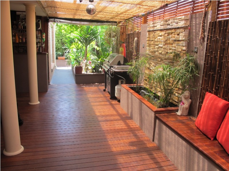 16 Inverell Street, Burnside Heights VIC 3023