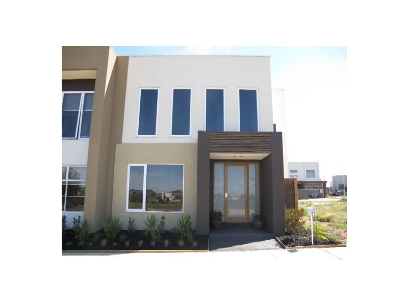 12 Greville Street, Caroline Springs VIC 3023