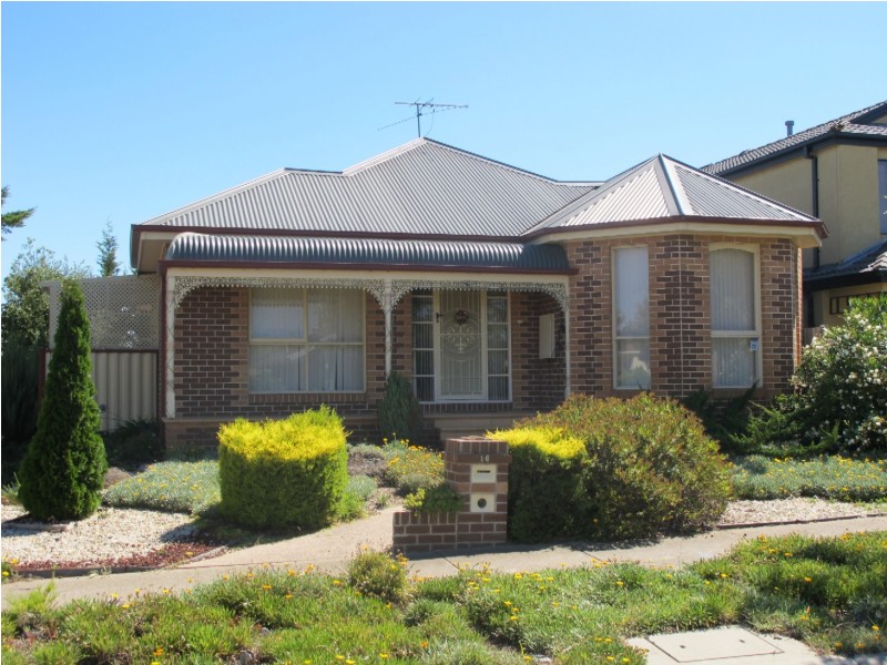 16 O’Donnell Drive, Caroline Springs VIC 3023