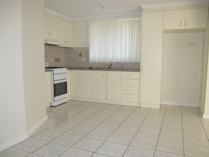 27 Watford Road, St Albans VIC 3021