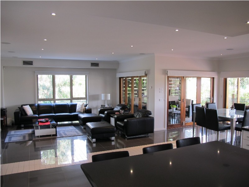 20 Lauriston Quay, Caroline Springs VIC 3023