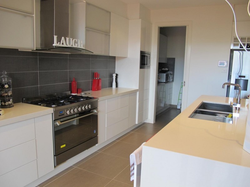 26 Monckton Place, Caroline Springs VIC 3023