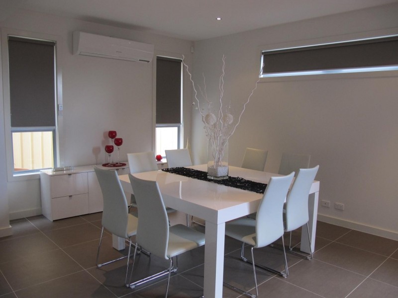26 Monckton Place, Caroline Springs VIC 3023