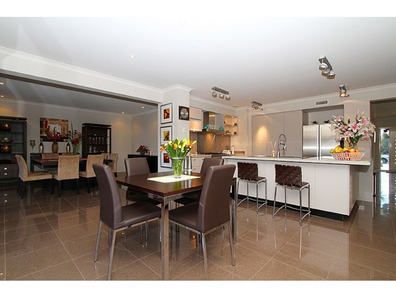 11 Drummoyne Terrace, Taylors Hill VIC 3037