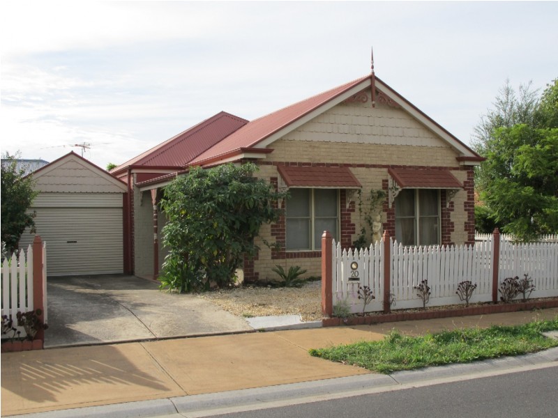 20 Hepburn Way, Caroline Springs VIC 3023