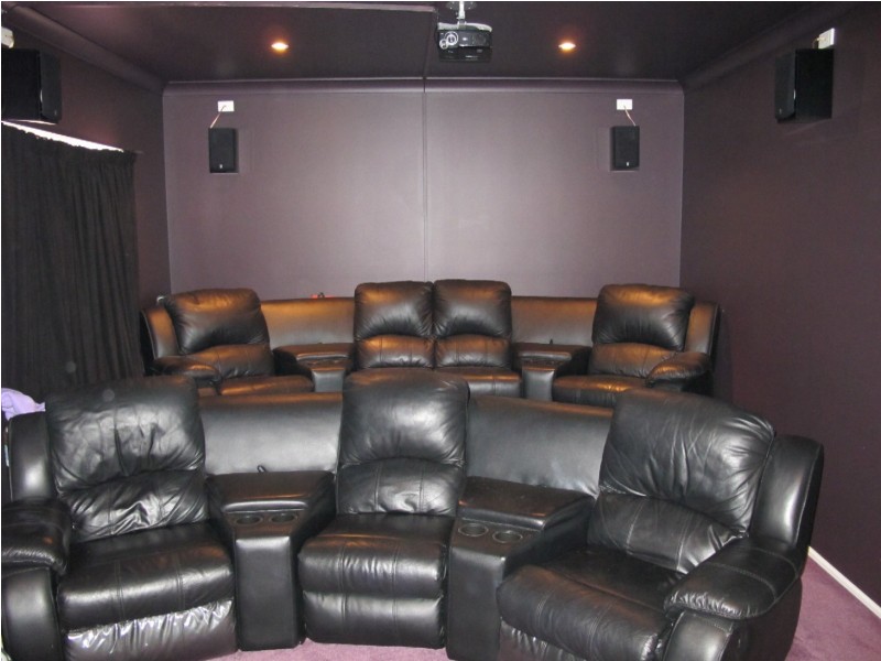 7 Muirhead Gardens, Caroline Springs VIC 3023