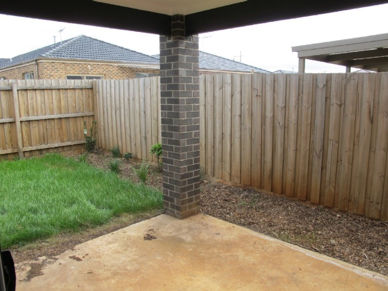 5 Poseidon Street, Kurunjang VIC 3337