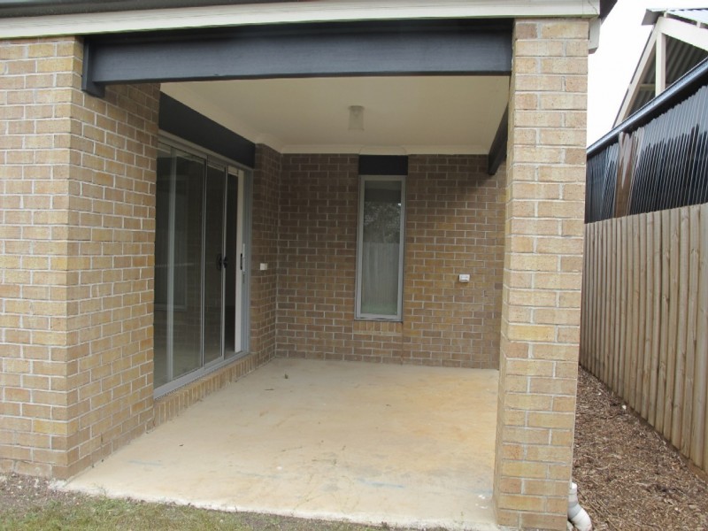 8 Poseidon Street, Kurunjang VIC 3337