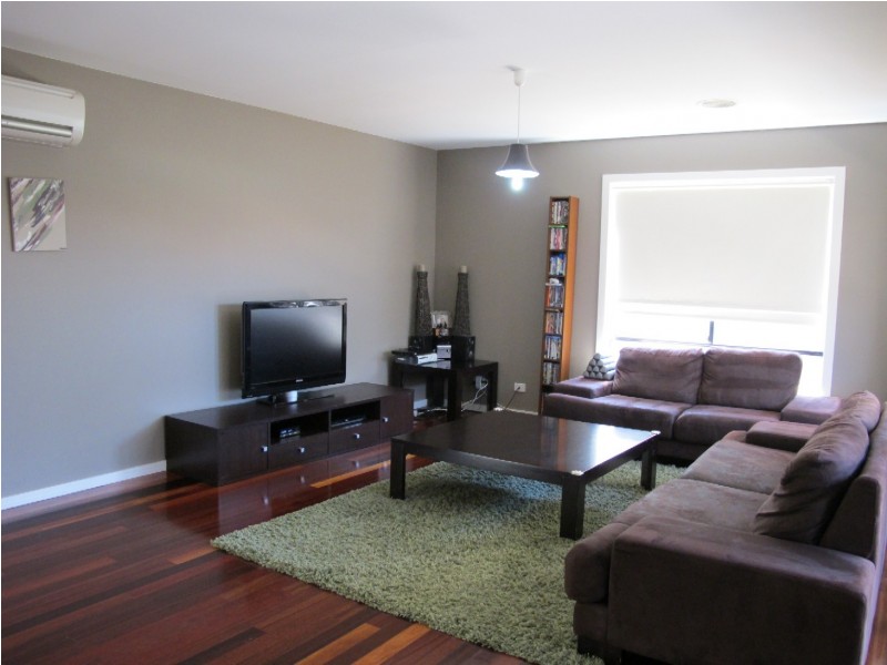 2 Hepburn Court, Taylors Hill VIC 3037